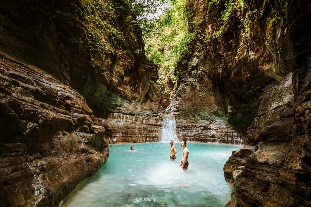 waimarang-waterfall-sumba