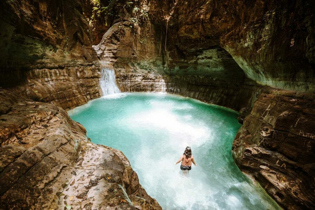waimarang-waterfall-sumba