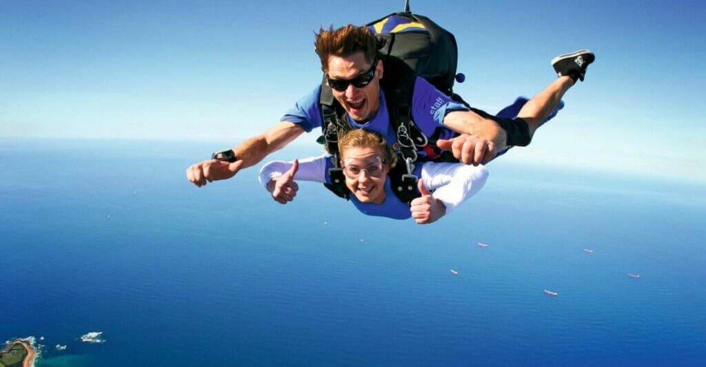 sky-diving-wollongong-fun-date-ideas-sydney