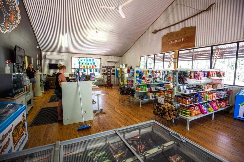carnarvon-gorge-national-park-shop - Londoner In Sydney carnarvon-gorge-national-park-shop