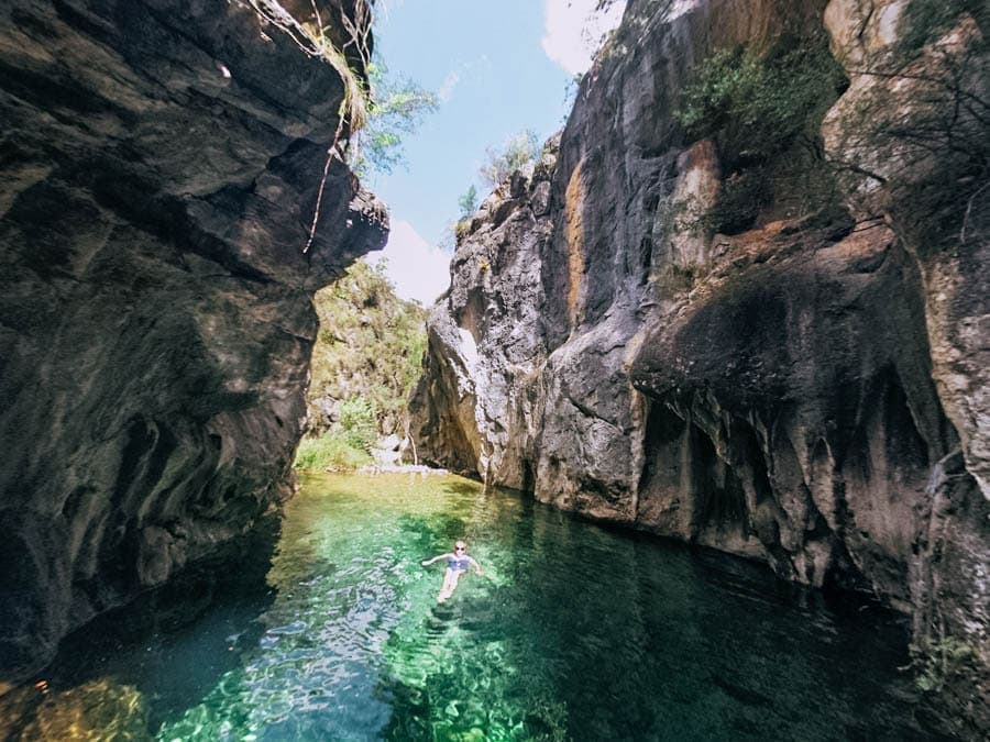 mares-forest-creek-canyon-sydney - Londoner In Sydney mares-forest-creek-canyon-sydney