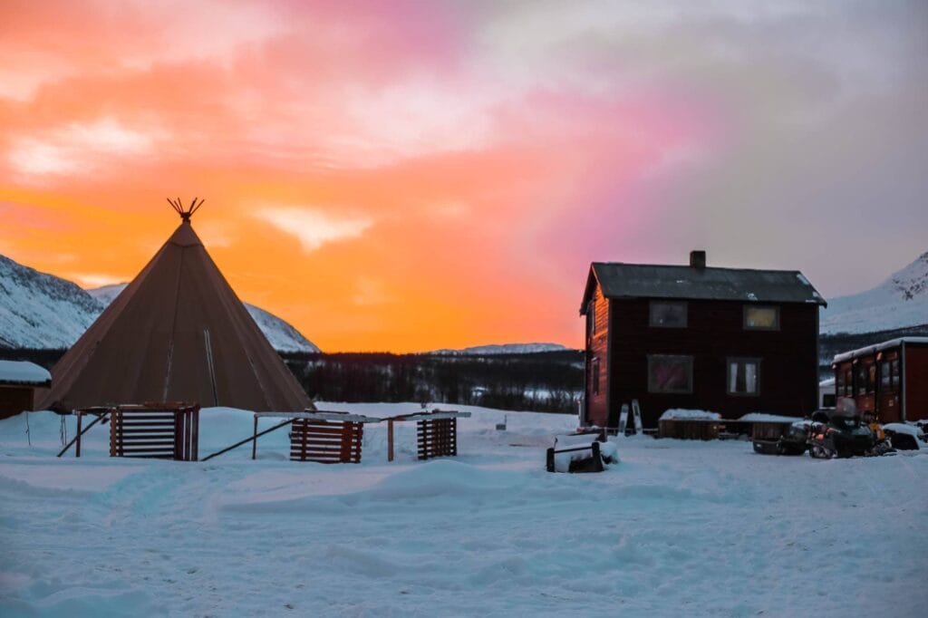 tromso-lapland-sami-camp - Londoner In Sydney tromso-lapland-sami-camp