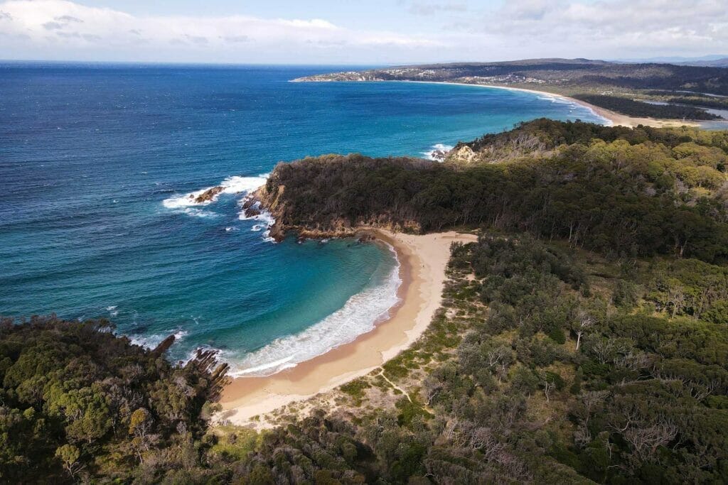 moon-bay-mimosa-rocks-national-park-nsw