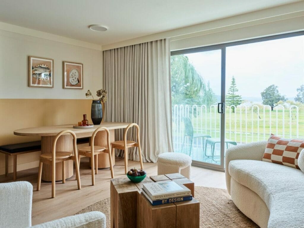 the-isla-batemans-bay-accommodation - Londoner In Sydney the-isla-batemans-bay-accommodation