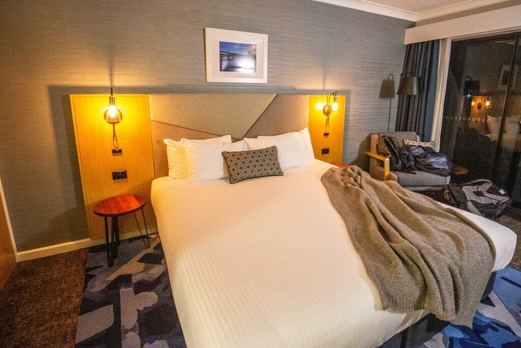 the-esplanade-hotel-batemans-bay