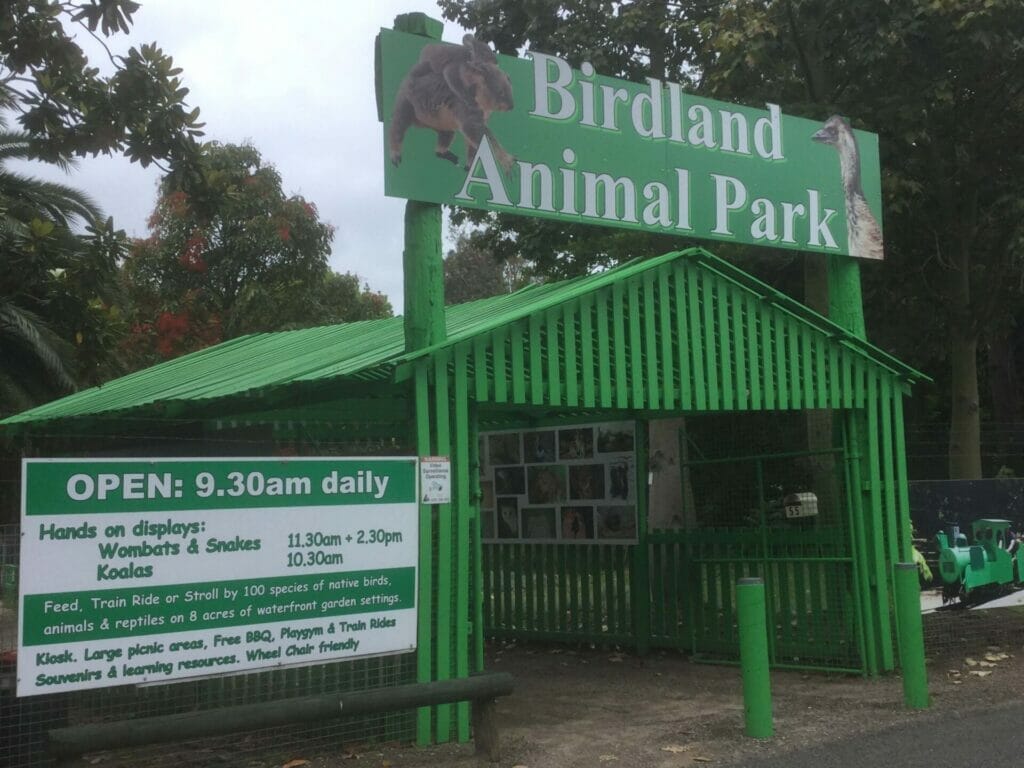 Birdlife-Park-batemans-bay