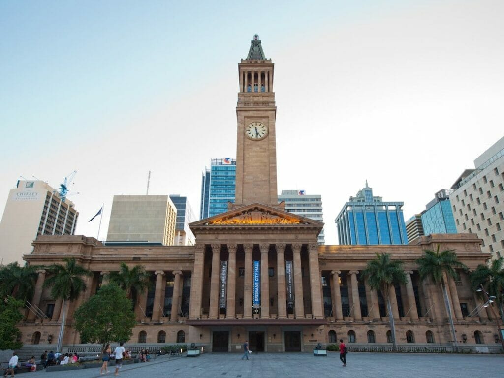 city-hall-clock-tower-brisbane-free-tours - Londoner In Sydney city-hall-clock-tower-brisbane-free-tours
