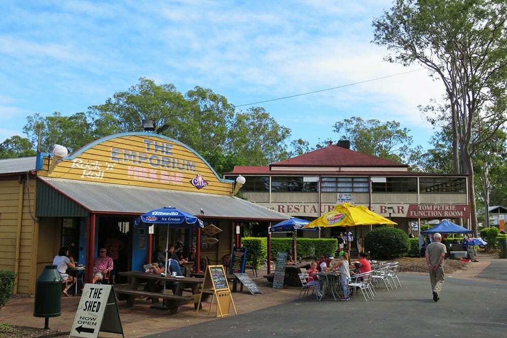old-petrie-town-markets