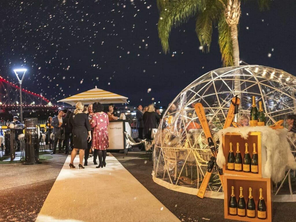 In-the-Snow_Customs-House