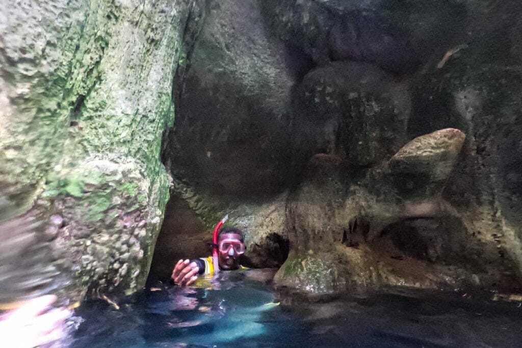 sawa-i-lau-caves-fiji-blue-lagoon-cave-fiji - Londoner In Sydney sawa-i-lau-caves-fiji-blue-lagoon-cave-fiji