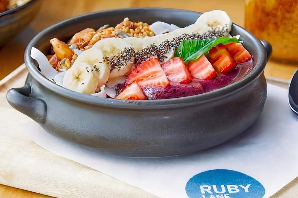 ruby-lane-wholefoods-best-acai-bowls-sydney