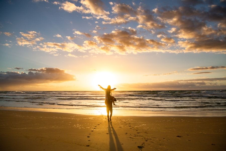 sunrise-on-eurong-beach-fraser-island