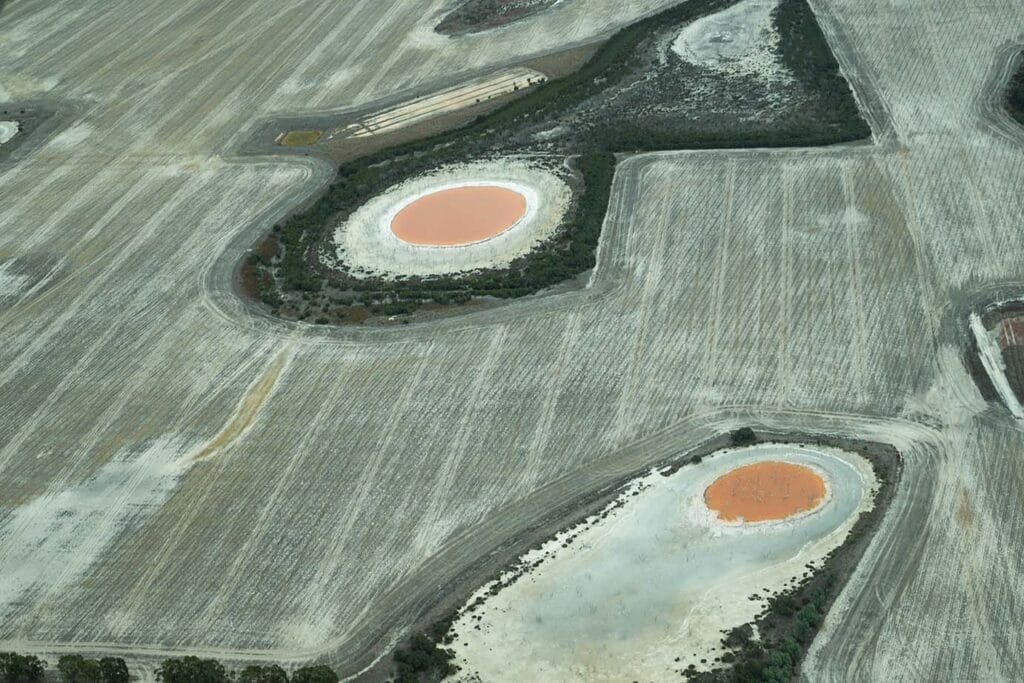rainbow-pink-lakes-esperance-2
