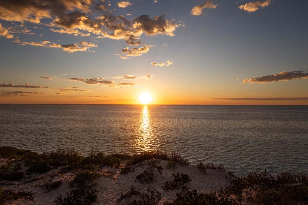 coral-bay-sunset-cruise