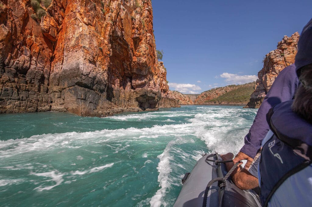 horizontal-falls-from-broome-kimberley-day-cruise