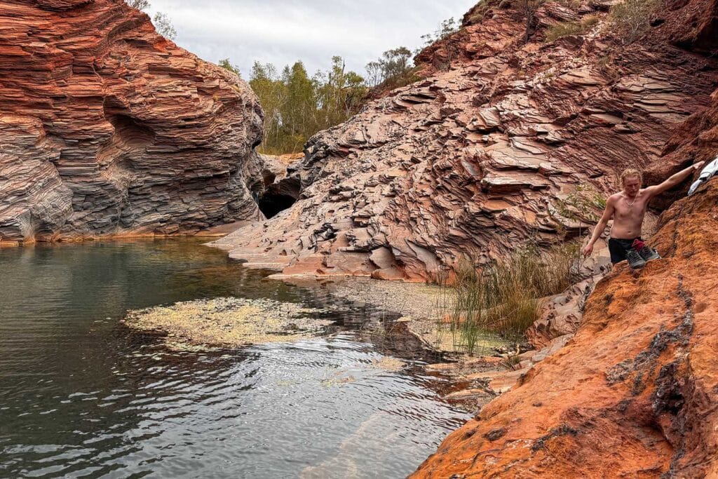 Hamersley-gorge-walk-karijini-national-park-5 - Londoner In Sydney Hamersley-gorge-walk-karijini-national-park-5
