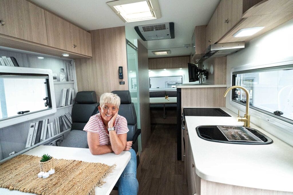 star-rv-inside - Londoner In Sydney star-rv-inside
