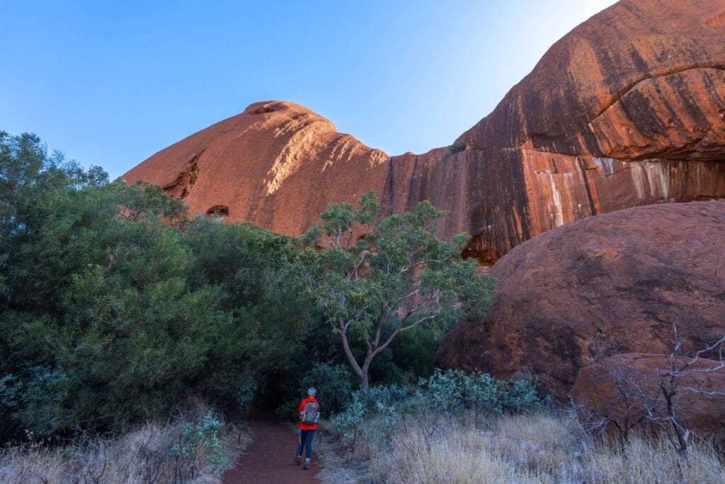 Uluru-base-walk-trail - Londoner In Sydney Uluru-base-walk-trail