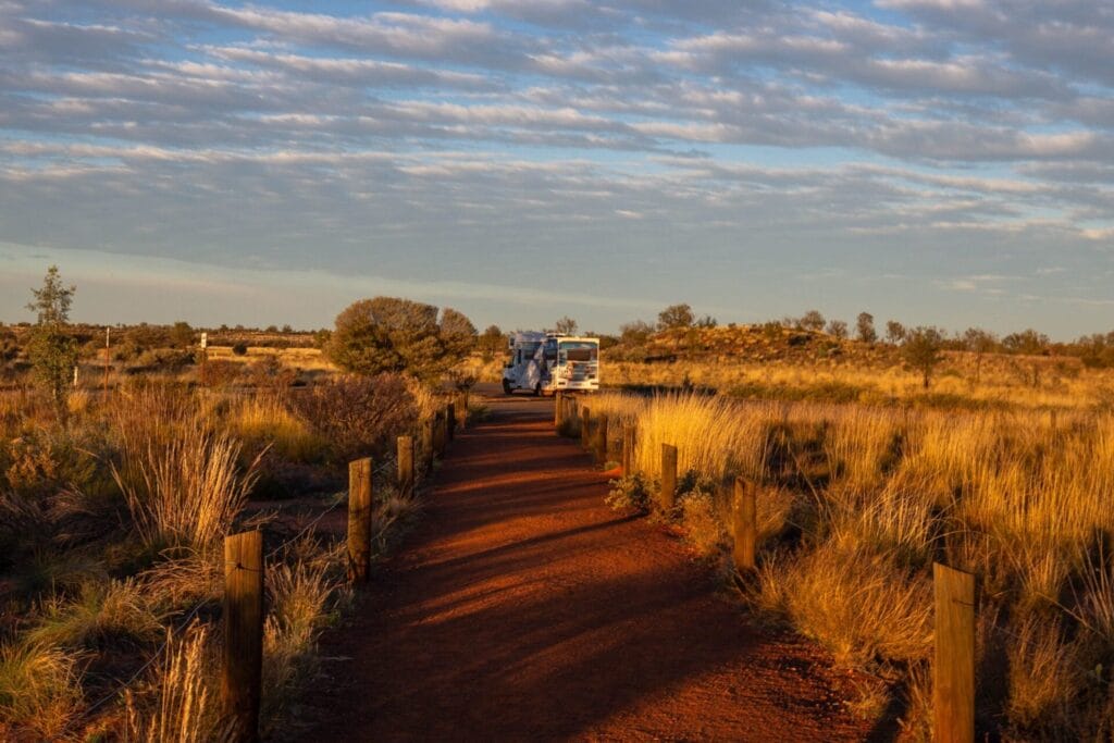star-rv-motorhome-kata-juta-uluru
