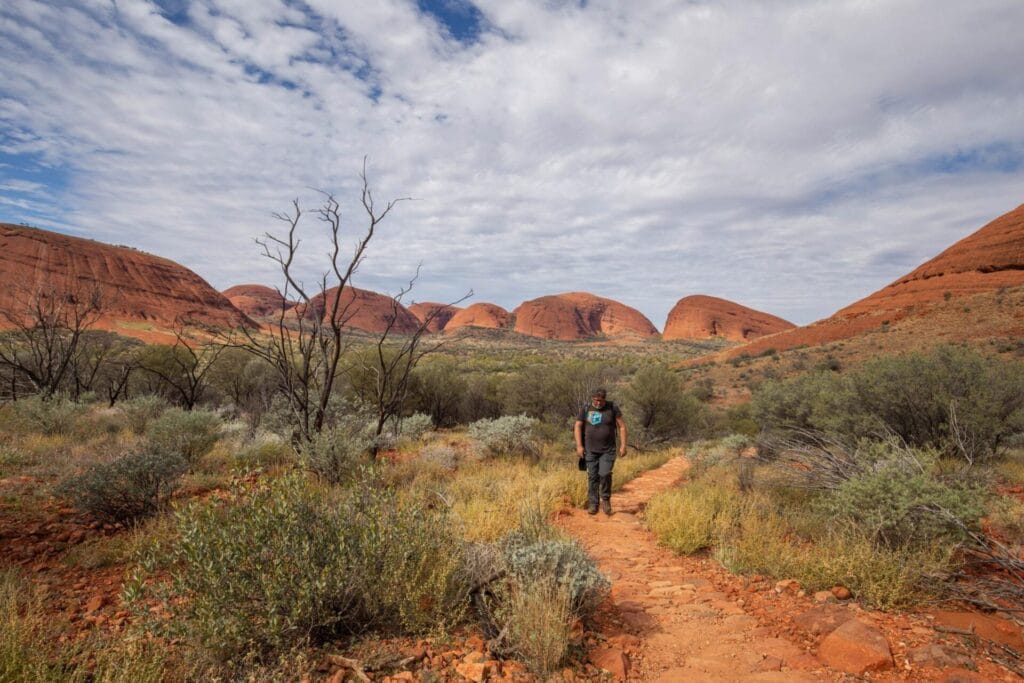 Valley-of-the-Winds-walk-uluru-walks-1