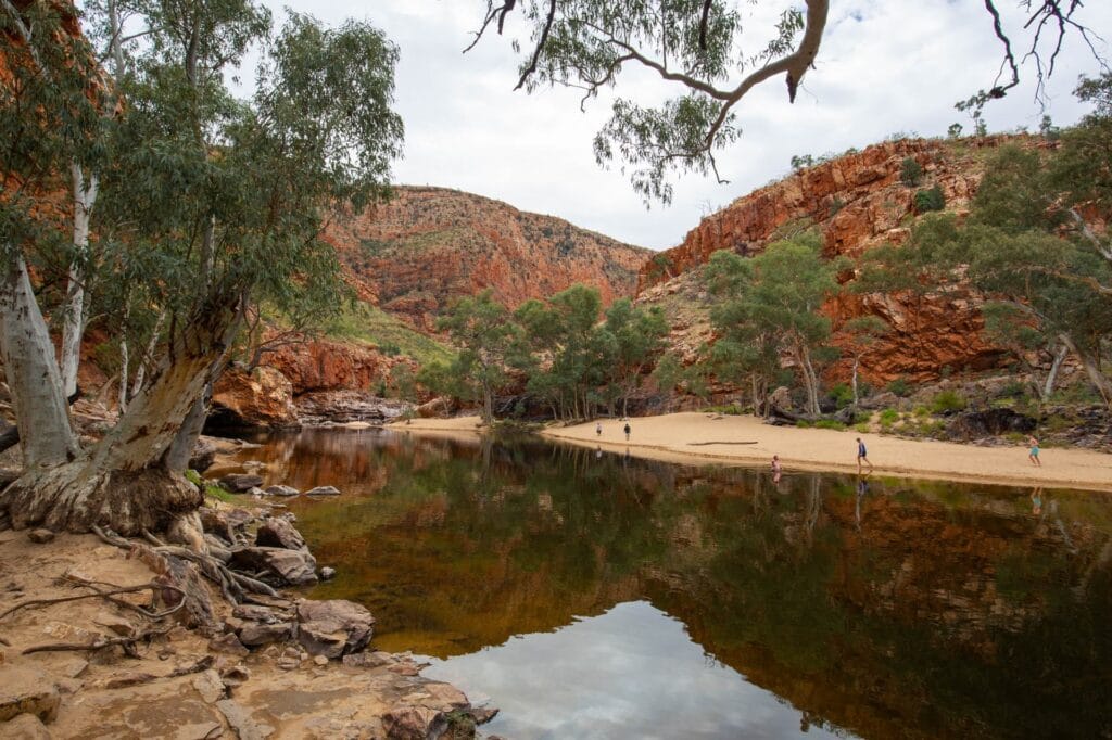 west-macdonnell-ranges-alice-springs-uluru - Londoner In Sydney west-macdonnell-ranges-alice-springs-uluru