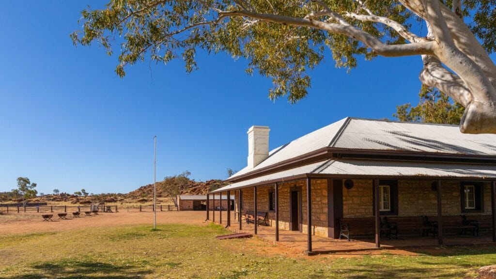 best-things-to-do-in-alice-springs-telegraph-station - Londoner In Sydney best-things-to-do-in-alice-springs-telegraph-station